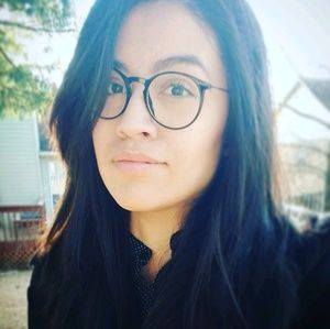 Meet your Posher, Monica